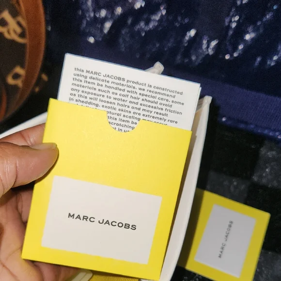 Marc Jacobs Cream 'The Pouch' Clutch - Picture 5 of 9